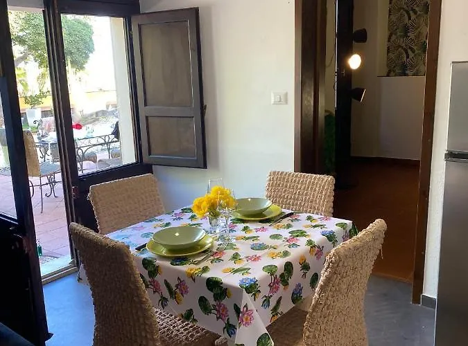 Oasi Del Fiumefreddo Alloggio per agriturismo *